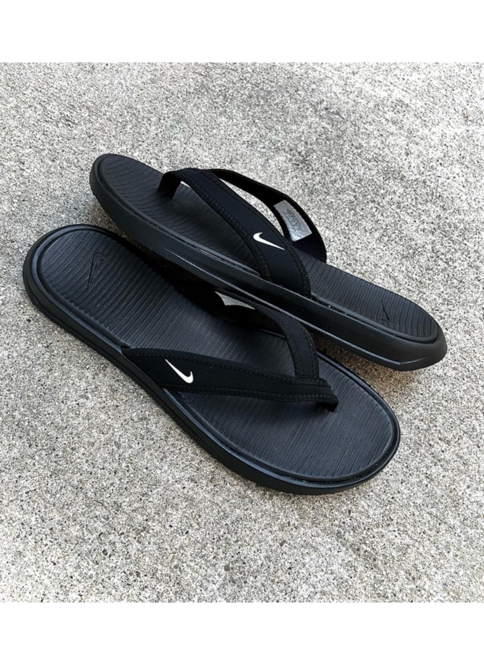 WMNS NIKE ULTRA CELSO THONG TRIPLE BLACKS WHITE SWOOSH FLIP FLOPS